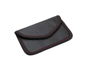 Etui antykradzieżowe karta kluczyk KEYLESS carbon